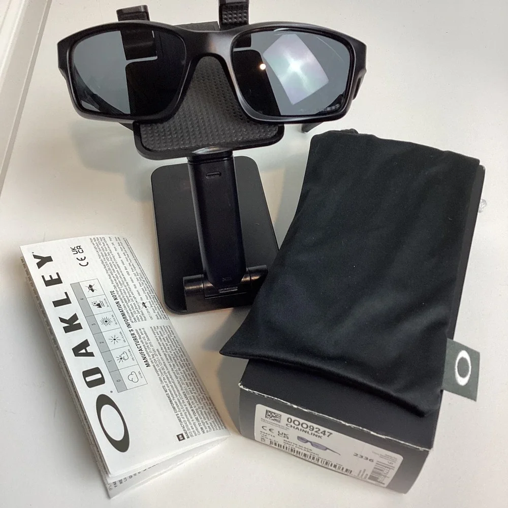 Oakley Chainlink Sunglasses Matte Black Grey Polarized OO9247-15 57mm